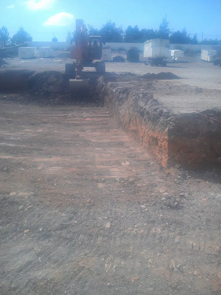 Trabalho de aterros e desaterros — JMF Terraplanagens (9)